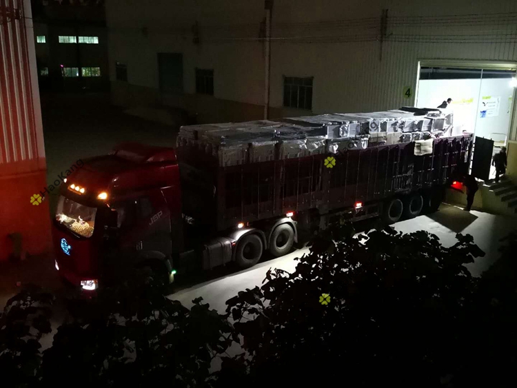 发往贵州的一批病床加配件